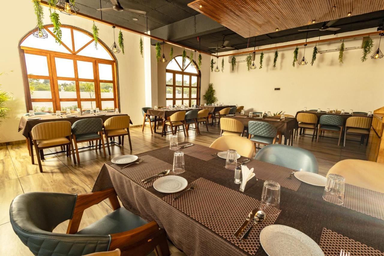 סילבאסה Krown Palace Resort מראה חיצוני תמונה