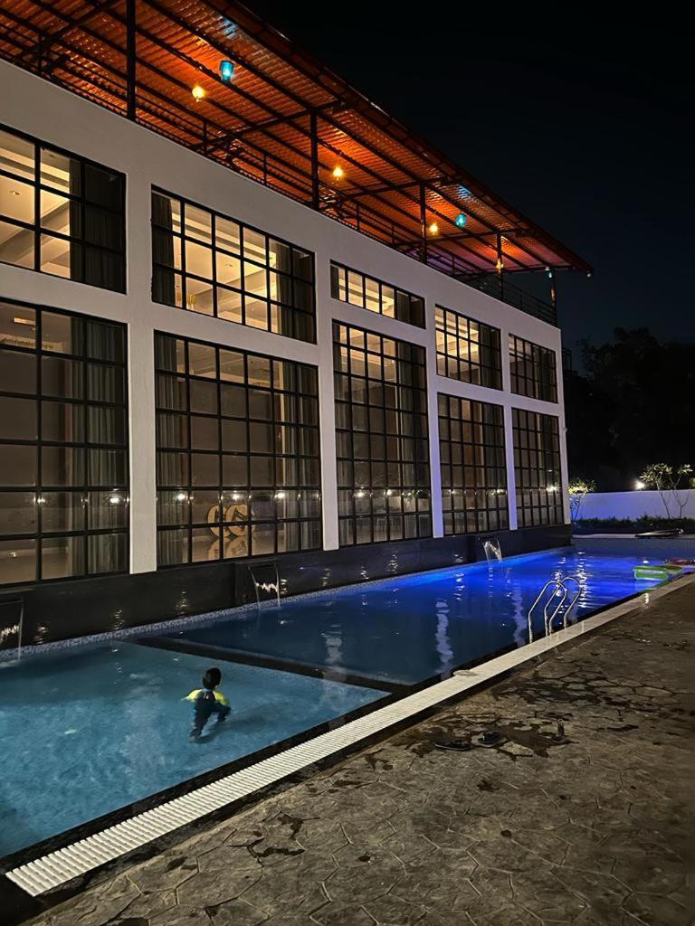 סילבאסה Krown Palace Resort מראה חיצוני תמונה