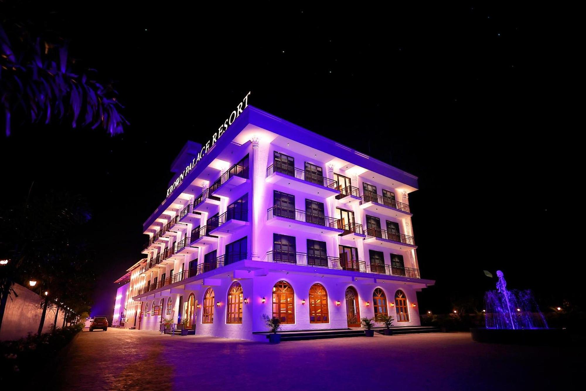 סילבאסה Krown Palace Resort מראה חיצוני תמונה